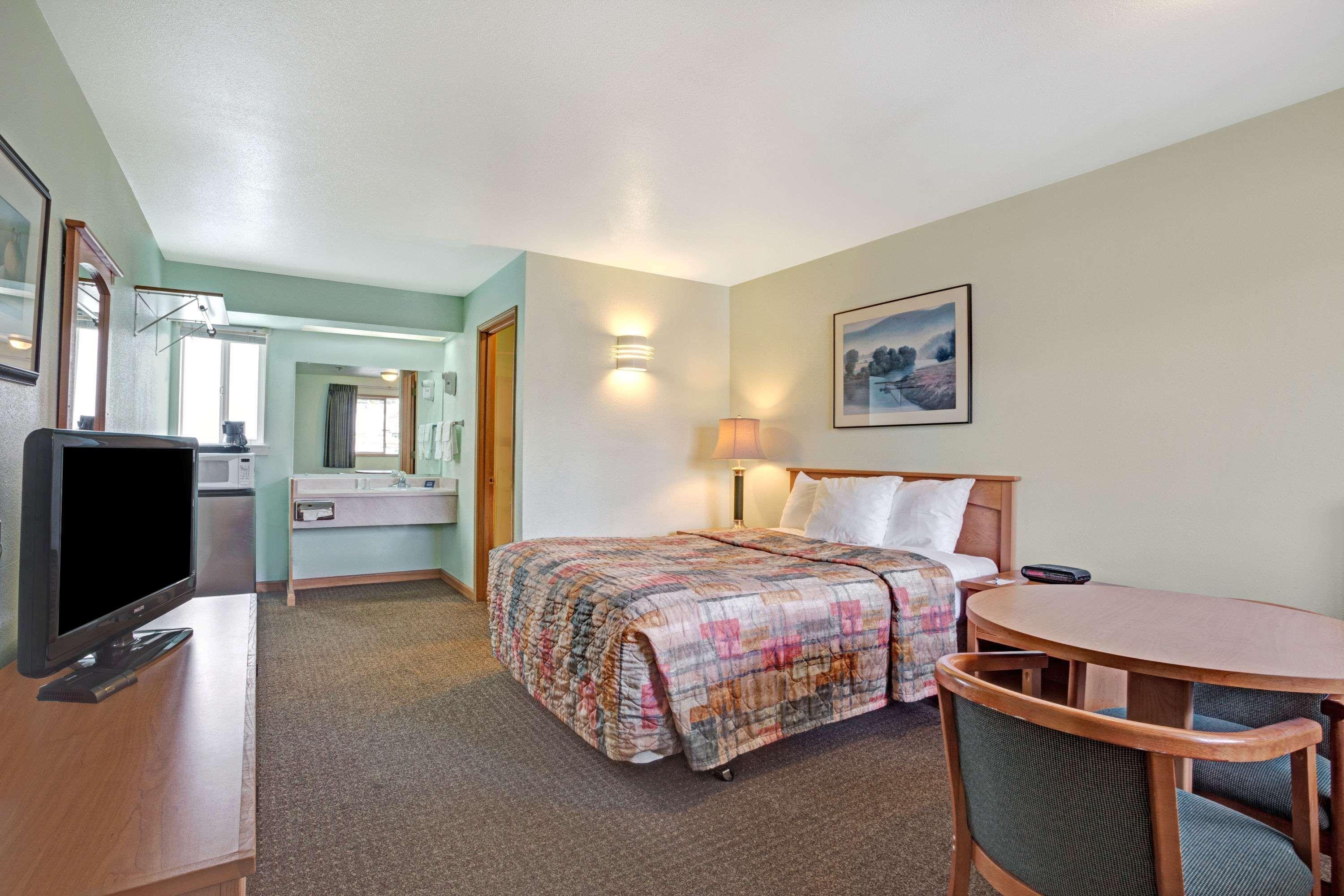 Travelodge By Wyndham Seattle North Of Downtown Εξωτερικό φωτογραφία